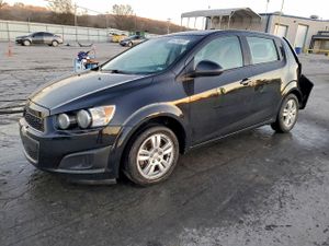Chevrolet Aveo (Sonic) LS 1.8L 4 2012