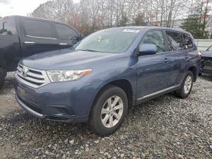 Toyota Highlander BASE 3.5L 6 2013