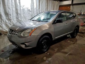 Nissan Rogue S 2.5L 4 2014