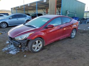 Hyundai Elantra GLS 1.8L 4 2013