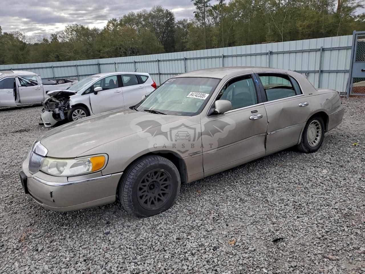 Lincoln Town Car EXECUTIVE 4.6L 8 2001