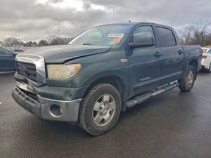Toyota Tundra CREWMAX 5.7L 8 2008