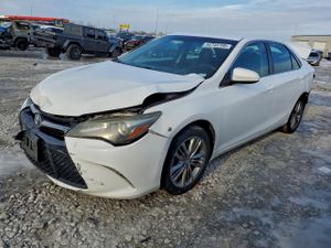 Toyota Camry LE 2.5L 4 2015