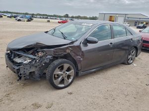 Toyota Camry SE 3.5L 6 2014