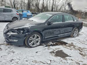 Volkswagen Passat SEL 2.0L 4 2013