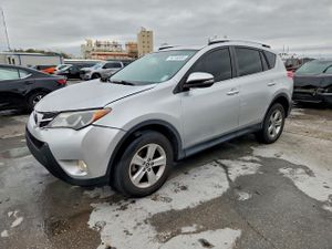 Toyota Rav4 XLE 2.5L 4 2015