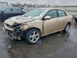 Toyota Corolla BASE 1.8L 4 2011
