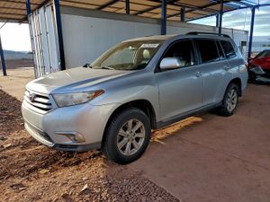 Toyota Highlander BASE 3.5L 6 2011
