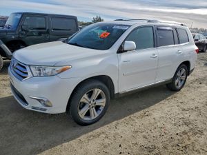 Toyota Highlander LIMITED 3.5L 6 2013