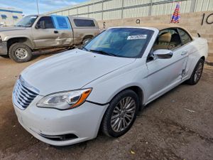 Chrysler 200 LIMITED 3.6L 6 2014