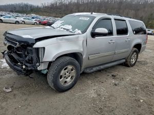 Chevrolet Suburban K1500 LT 5.3L 8 2012