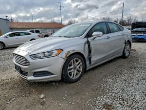 Ford Fusion SE 2.5L 4 2015