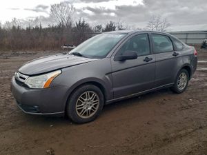Ford Focus SE 2.0L 4 2011