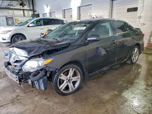 Toyota Corolla BASE 1.8L 4 2013