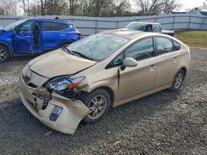 Toyota Prius 1.8L 4 2011