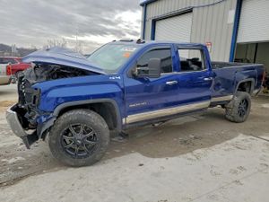 GMC Sierra K3500 SLT 6.6L 8 2015