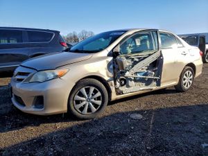 Toyota Corolla BASE 1.8L 4 2011