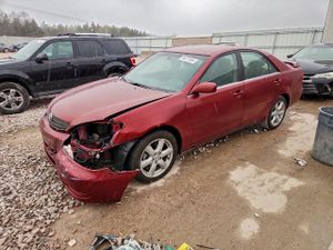 Toyota Camry LE 2.4L 4 2002