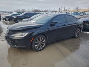 Chrysler 200 S 2.4L 4 2015