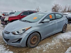 Hyundai Elantra SE 1.8L 4 2015