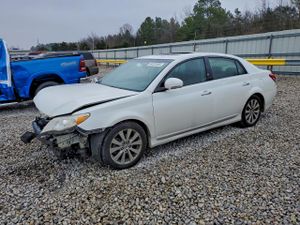 Toyota Avalon BASE 3.5L 6 2011
