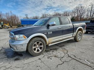 RAM 1500 LARAMIE 5.7L 8 2013