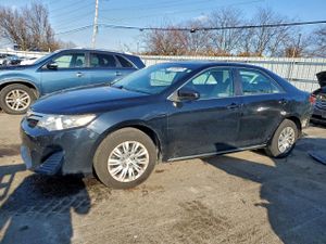 Toyota Camry BASE 2.5L 4 2012