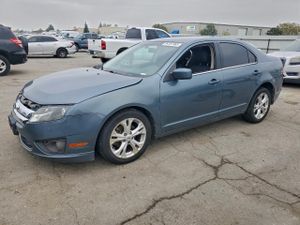 Ford Fusion SE 2.5L 4 2012