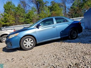 Toyota Corolla BASE 1.8L 4 2013