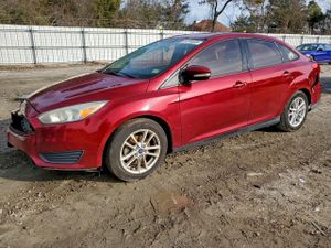 Ford Focus SE 2.0L 4 2015