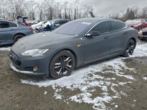 Tesla Model S 2014