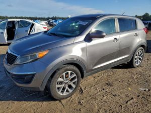 Kia Sportage LX 2.4L 4 2015