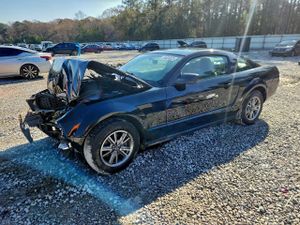 Ford Mustang 4.0L 6 2005