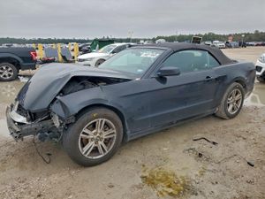 Ford Mustang 3.7L 6 2014