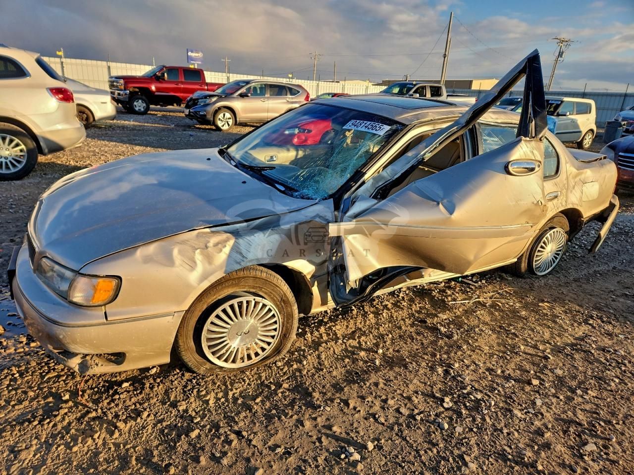 Infiniti I30 3.0L 6 1997