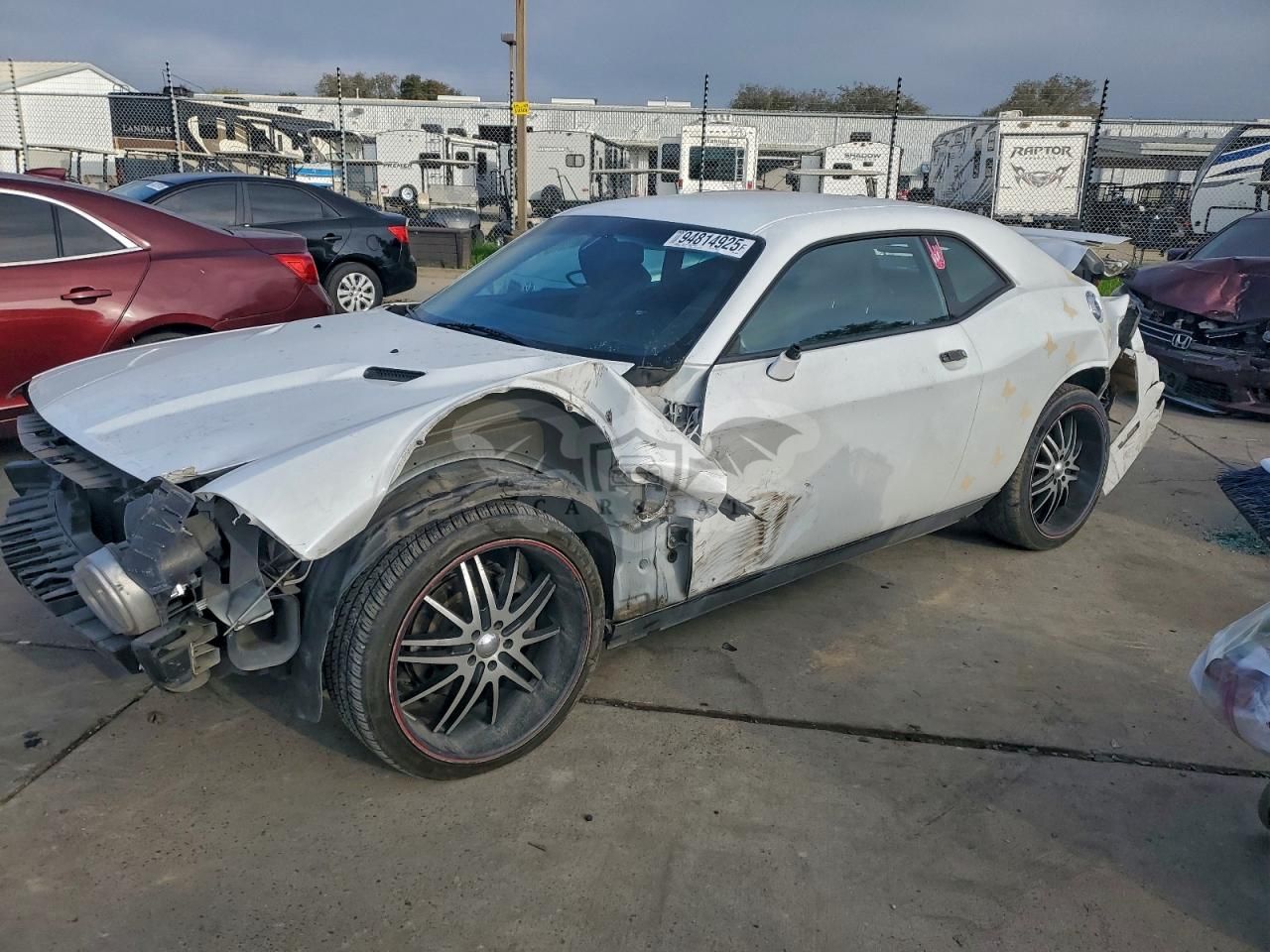 Dodge Challenger 3.6L 6 2013