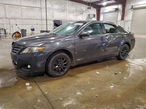 Toyota Camry BASE 2.5L 4 2011