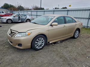 Toyota Camry BASE 2.5L 4 2011