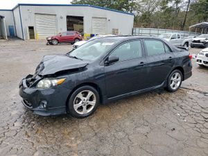 Toyota Corolla BASE 1.8L 4 2013