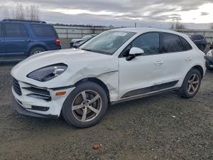 Porsche Macan 2.0L 4 2019