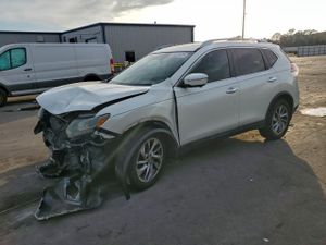 Nissan Rogue S 2.5L 4 2015