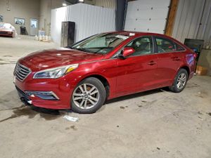Hyundai Sonata SE 2.4L 4 2015