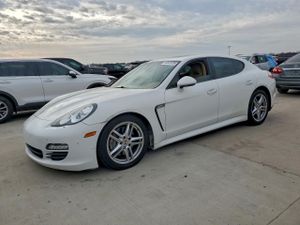 Porsche Panamera 2 3.6L 6 2012