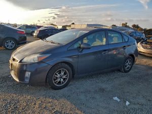 Toyota Prius 1.8L 4 2011