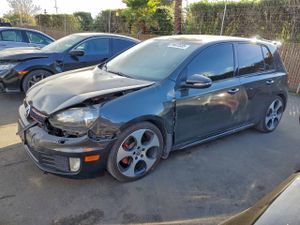 Volkswagen Golf 2.0L 4 2012