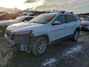Jeep Cherokee LATITUDE 2.4L 4 2014