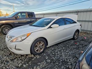 Hyundai Sonata GLS 2.4L 4 2013