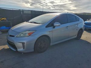 Toyota Prius 1.8L 4 2012