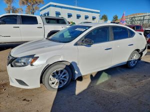 Nissan Sentra S 1.8L 4 2018