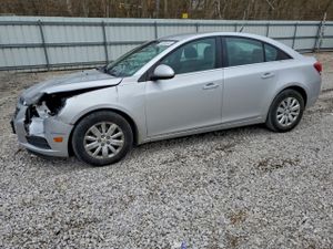 Chevrolet Cruze LT 1.4L 4 2011